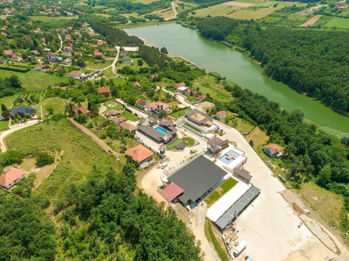 Woodland Resort Kragujevac Buitenkant foto